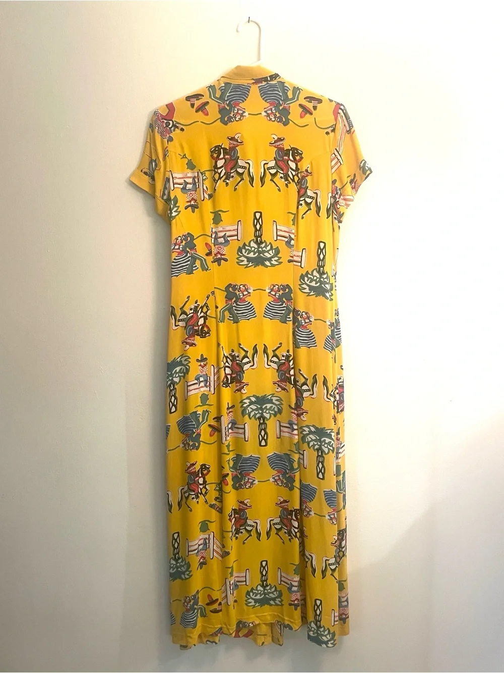 Betsey Johnson Yellow Graphic Print Button-Front Maxi Dress - Picture 2 of 15